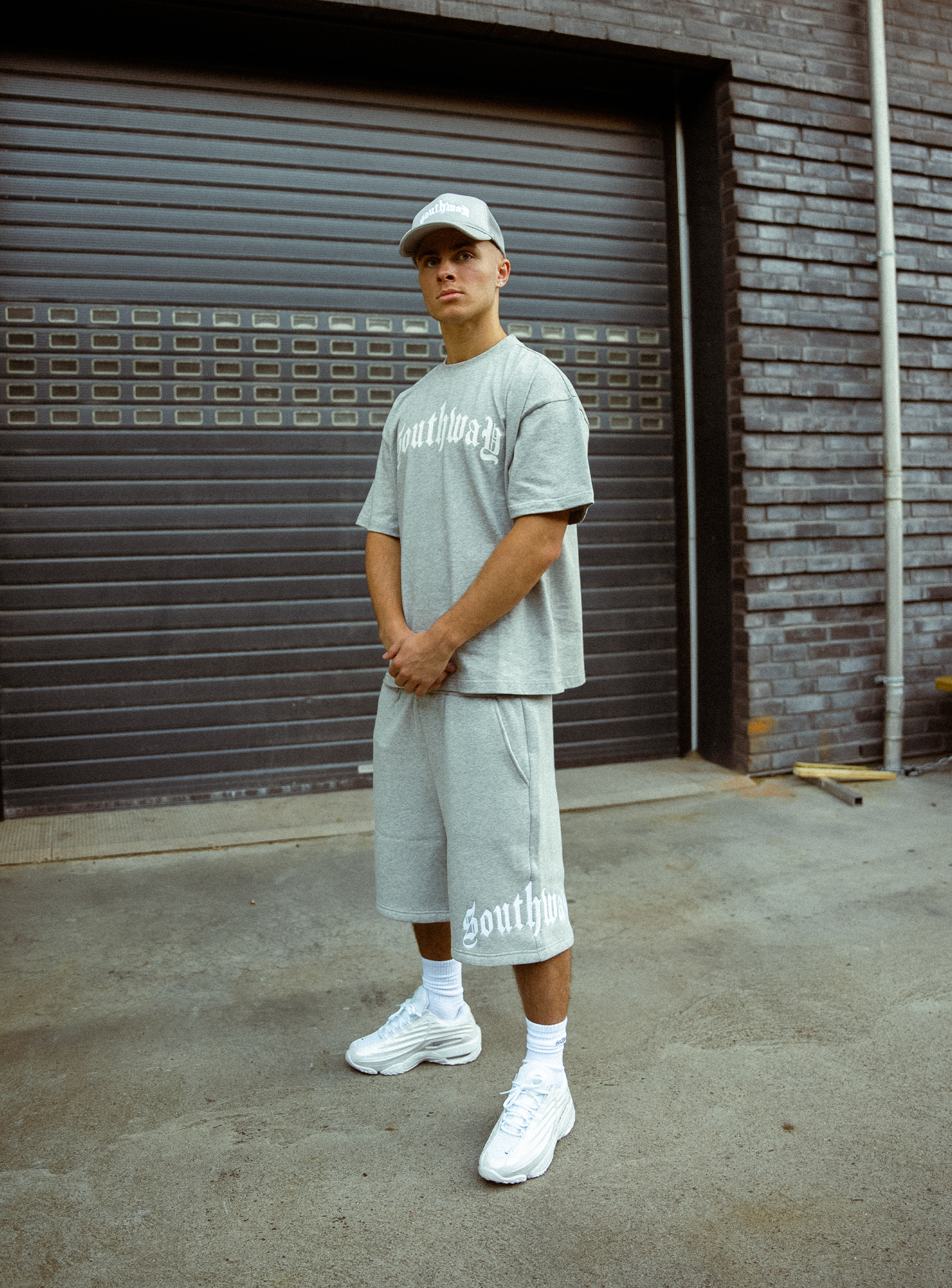 GREY SWEAT SHORTS - Southway Thrills